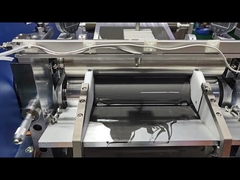 การถ่ายทอดในห้องปฏิบัติการ แบตเตอรี่ลิทธิียมไอออน อิเล็กทรอนด์เคลือบ ±3μm ความแม่นยําการเคลือบ